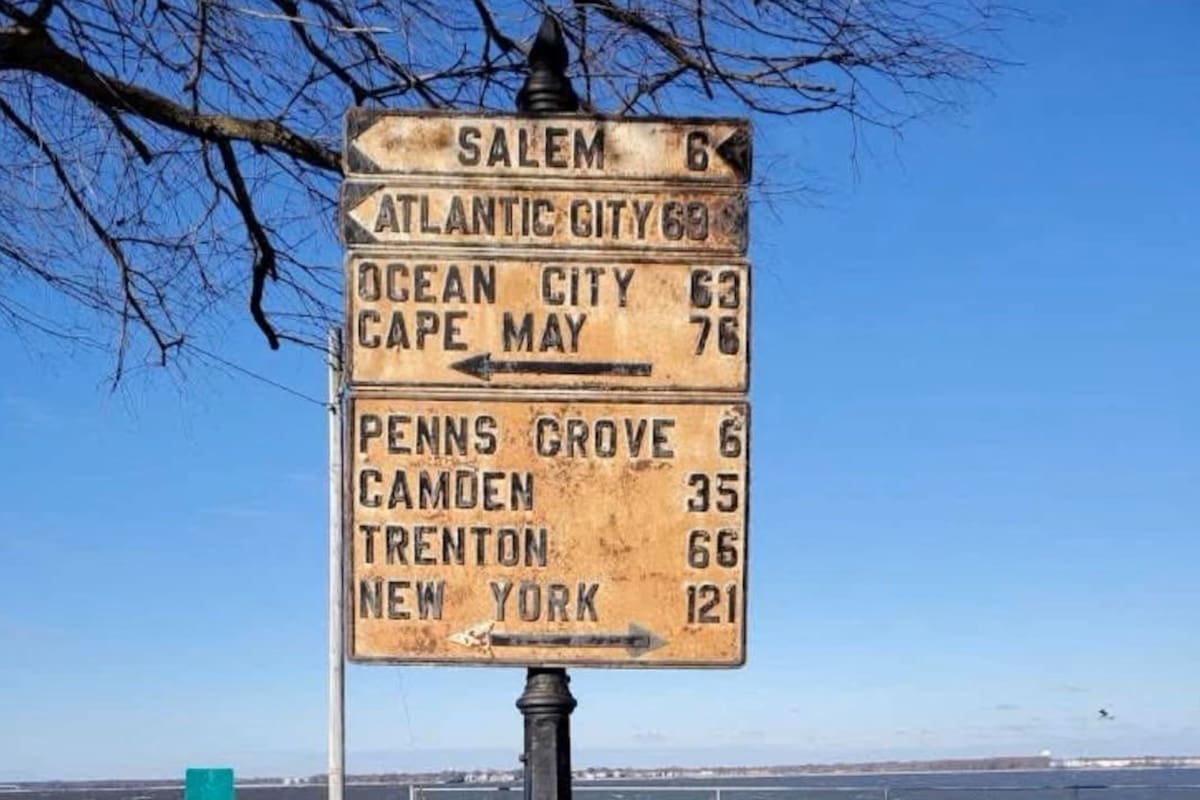 Las autoridades de Pennsville, Nueva Jersey, anunciaron una recompensa de US$500 tras el robo de una señal de tránsito de estilo anterior a 1960 en el condado de Salem (visitsalemcountynj)
