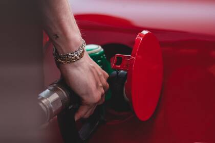 Las autoridades dieron a conocer que en el área de Tampa se vendió gasolina potencialmente dañina (Imagen ilustrativa)