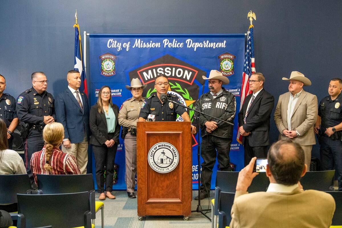 Las autoridades dieron una rueda de prensa este jueves para explicar la caída del meteorito