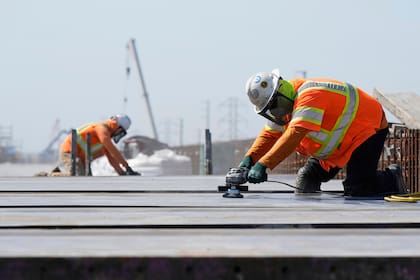 Las autoridades encargadas de la construcción del tren de alta velocidad tendrían más autonomía si se aprueba la AB 1608 de California