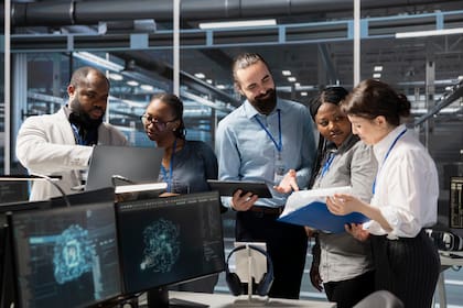 Las autoridades estatales dieron a conocer que People Center, Inc., conocida comercialmente como Rippling, se trasladará a una oficina más grande en Manhattan