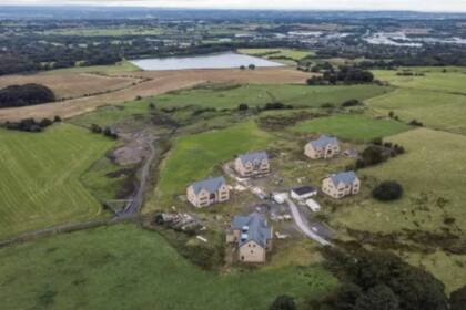 Las autoridades locales aseguran que el propietario de los inmuebles no respetó los planos originales del proyecto