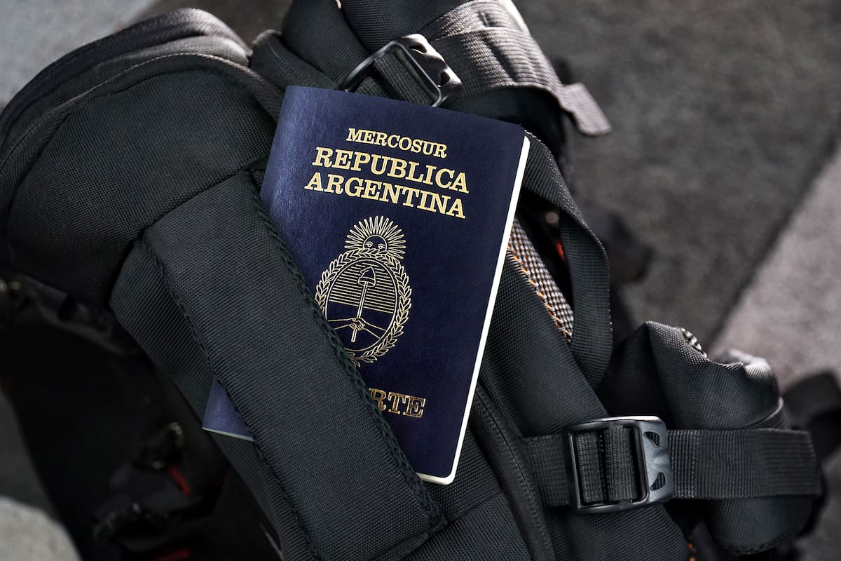 Las autoridades migratorias deben regirse con “un procedimiento para la resolución de casos ante la sospecha fundada de falso turista"