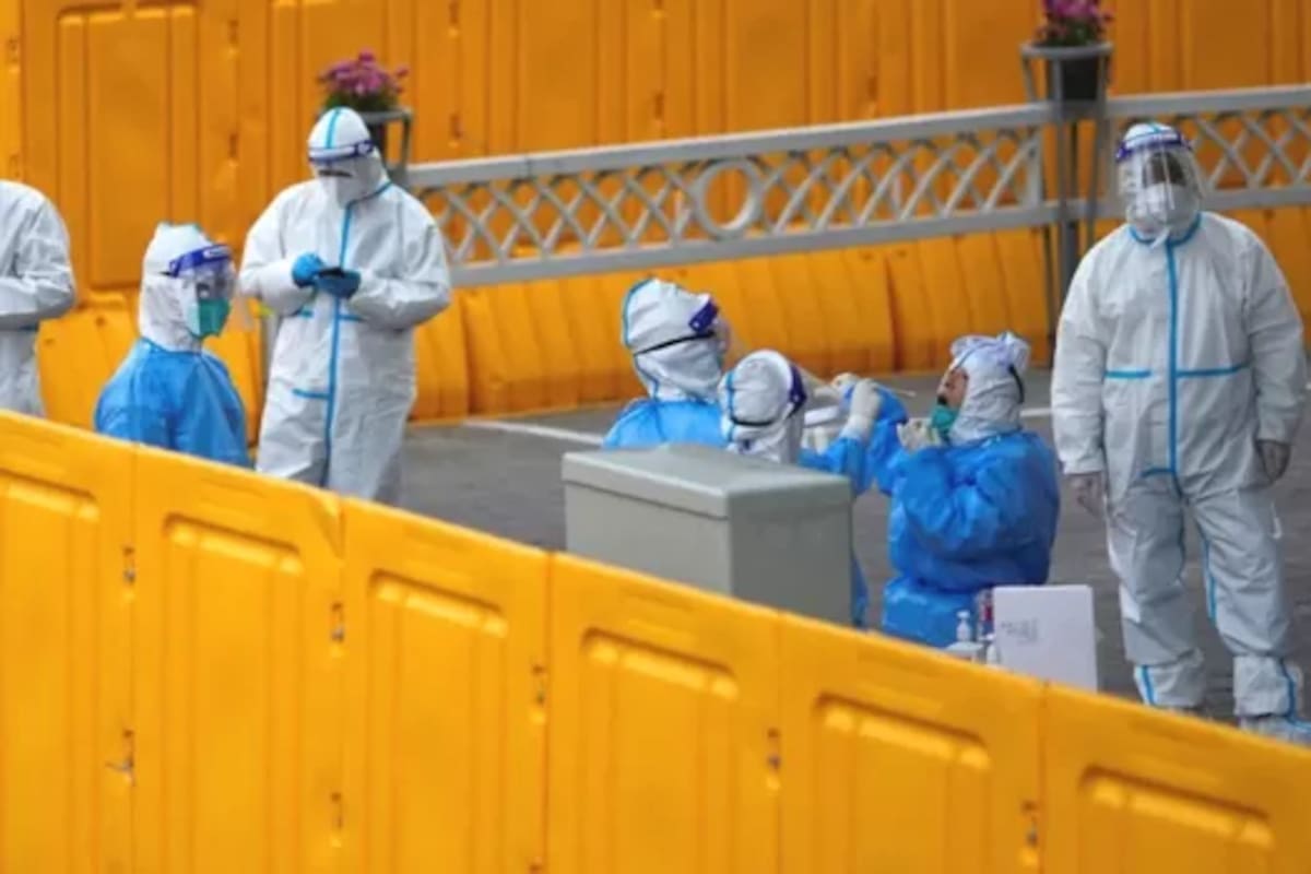 Las autoridades se habían resistido a poner en cuarentena a toda la ciudad para evitar desestabilizar la economía, pero cambiaron de rumbo por la suba de casos