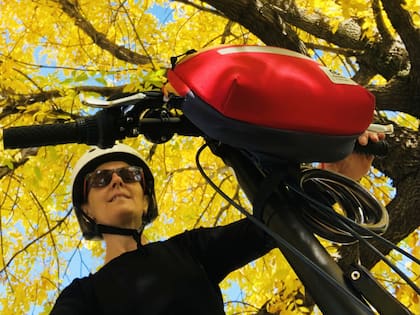 "Las bajadas a gran velocidad que generan una adrenalina en el cuerpo, la cara se ilumina y la sonrisa no puede más de felicidad".