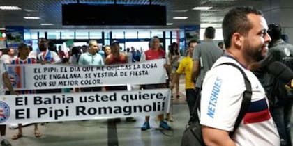 Las banderas para el Pipi en el aeropuerto de Salvador