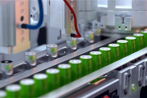 Las baterías de iones de litio son las más populares en el mercado, pero no es la única tecnología disponible para almacenar energía