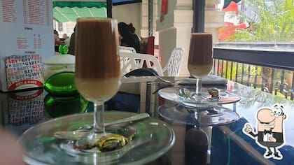 Las bebidas que Padrón recibió en su visita al restaurante
