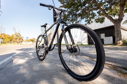 Las bicicletas de Renault 21 vienen en tres talles: S, M y L.