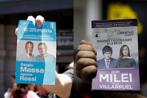 Las boletas de Sergio Massa y Javier Milei para el balotaje 2023