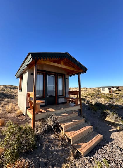 Las cabañas (glamping) recién inauguradas en la playa del portal Isla Leones.