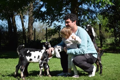 Las cabras de Valle de Goñi son aquí el gran atractivo para chicos y grandes. Gentileza Valle de Goñi.