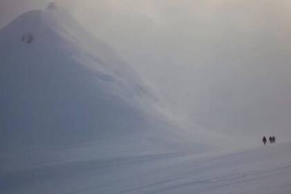 Las cadenas de "montañas" ocultas que se buscan son picos que ningún explorador pisó jamás