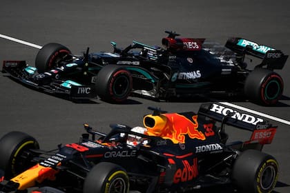 Las calles de Mónaco serán escenario de un nuevo combate entre Max Verstappen, de Red Bull, y Lewis Hamilon, de Mercedes, en la Fórmula 1.