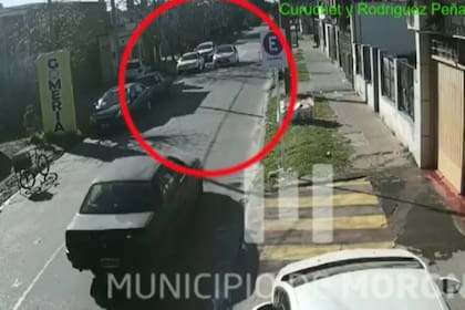 Las cámaras de seguridad del municipio de Morón captaron el movimiento del auto que baleó al empresario