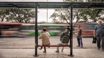 Las cámaras sostienen que, pese al fuerte incremento del valor del boleto desde el inicio del actual Gobierno, los ingresos no alcanzan para cubrir el costo real del servicio