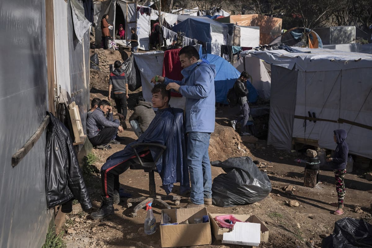 Las carpas de migrantes se multiplican en la isla griega de Samos