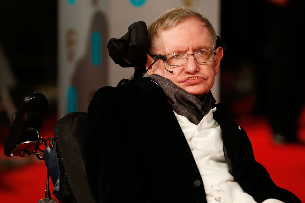 Las cartas que cambian la perspectiva sobre Stephen Hawking