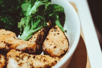 Las causas principales de muerte ser redujeron hasta un 30 % en quienes tenían una mayor adherencia a la dieta planetaria (Foto Pexels)