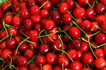 Las cerzas integran la lista de 12 alimentos más contaminados