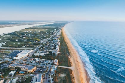 Las ciudades medias de Florida ofrecen buenas condiciones para disfrutar de una vida tranquila y costeable