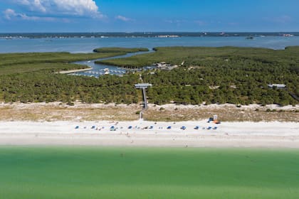 Las ciudades y condados ahora pueden adoptar ordenanzas que reconozcan el uso recreativo consuetudinario de las playas sin necesidad de obtener una declaración judicial