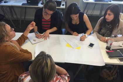 Las clases en el Aula Redacción de LA NACION exploran todos los formatos periodísticos existentes y potenciales