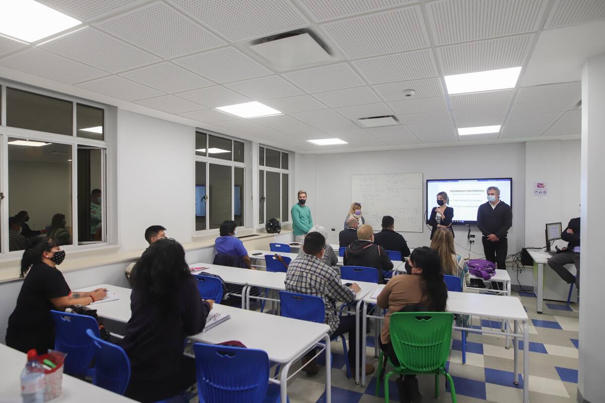 Las clases presenciales comenzaron esta semana en la Universidad de la Ciudad, que este año tendrá los primeros egresados