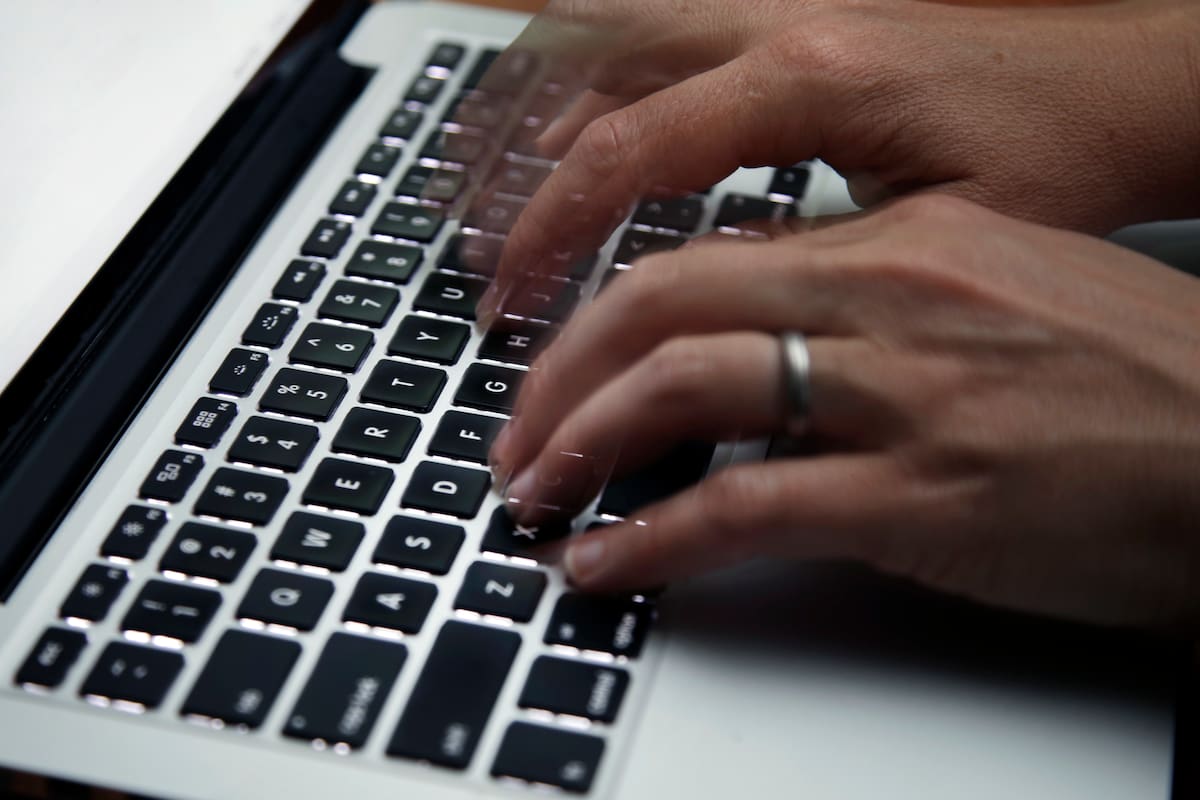 Las claves actúan como una técnica de control de acceso que ayuda a mantener los datos personales de los usuarios protegidos de los hackers