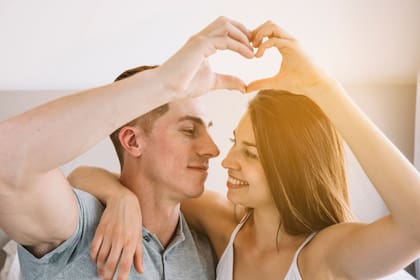 Las claves para una buena relación, según los psicólogos, son no idealizar ni proyectar