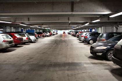 Las cocheras precisan menos mantenimiento que los departamentos y se adquieren por un tiekct de menor precio