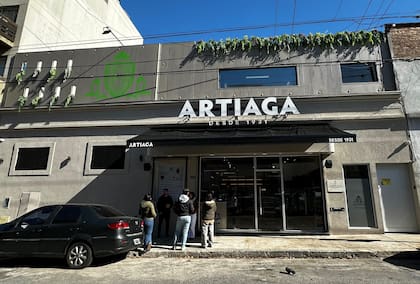 Las colas en la puerta de cualquiera de los dos locales de Artiaga son una postal recurrente.