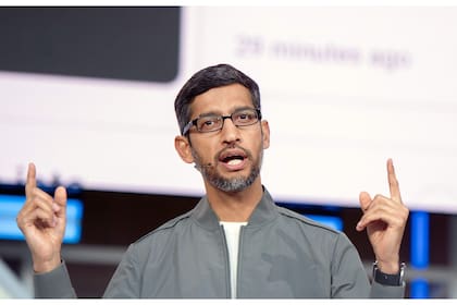 Las compañías deben reducir su huella de carbono, lo mismo que los usuarios; en la foto, Sundar Pichai, CEO de Alphabet, el conglomerado al que pertenece Google