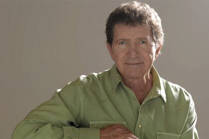 Las composiciones de Mac Davis fueron interpretadas por el rey del rock and roll y por varias estrellas de la música country