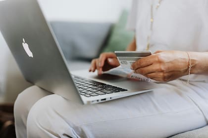 Las computadoras en reposo pueden convertirse en "vampiros energéticos" en el hogar