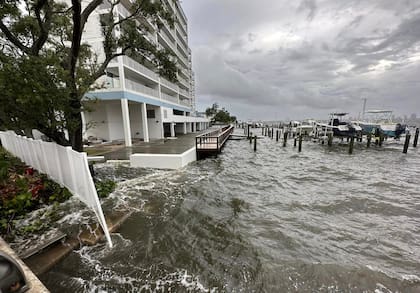 Las condiciones climáticas extremas en Tampa se convierten en un factor importante para el pago de un seguro de propiedad