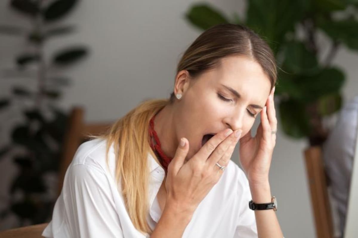 Las consecuencias de no dormir bien pueden ser: cefaleas, disminución de la libido y pérdida de la concentración, entre otros