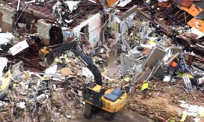 Las consecuencias del tornado en Sulphur, Oklahoma, el 28 de abril de 2024. Foto tomada de video entregado por KOCO. (KOCO via AP)