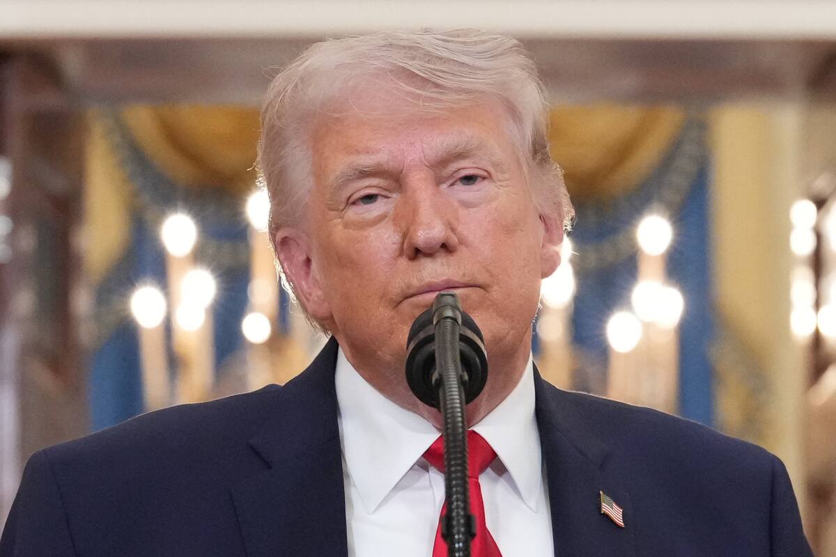 Las contradicciones de Trump sobre Irán desconciertan al mundo y elevan el temor a una escalada