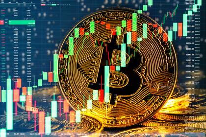 Las criptomonedas estables, cuyo valor está atado al dólar estadounidense, operan todos los días, las 24 horas, en diferentes plataformas de intercambio cripto