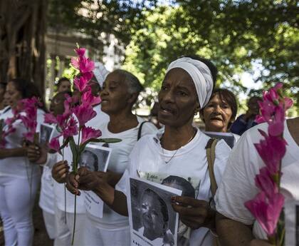 Las Damas de Blanco, uno de los grupos afectados por la represión