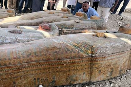 Las decoraciones de los sarcófagos aún son visibles