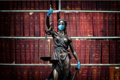 Las demandas judiciales contra empresas podrían terminar de hundir a algunas que lograron sobrevivir, advierte Novaro