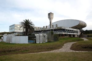 Subastaron el emblemático casino de Necochea: los proyectos para el predio que sucumbió a años de abandono