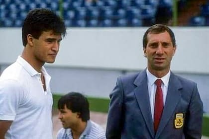 Las diferencias por México '86 quedaron muy atrás, hoy, Borghi es un agradecido con Bilardo: "Es el entrenador del que más aprendí", sostiene