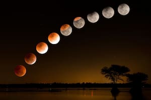 Las diferentes fases del eclipse lunar total serán visibles en nuestro país entre la noche del domingo y la madrugada del lunes