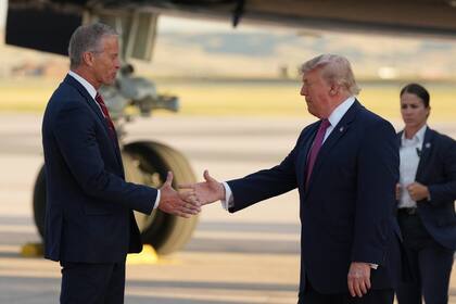 Las discrepancias sobre tácticas legislativas, como la eliminación del filibusterismo, generaron un clima de confrontación interna entre Thune y Trump a pocos meses de las generales