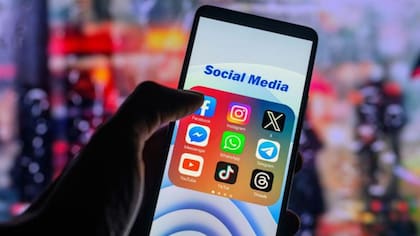 Las distintas plataformas tienen enfoques diferentes, pero todas le dan prioridad a la privacidad de los fallecidos.