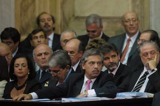 "Dolor", silencio o banca: cómo reaccionaron exministros K a los cuadernos