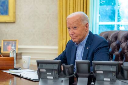 Las donaciones para la campaña de Biden sufren una desaceleración, afirman fuentes cercanas